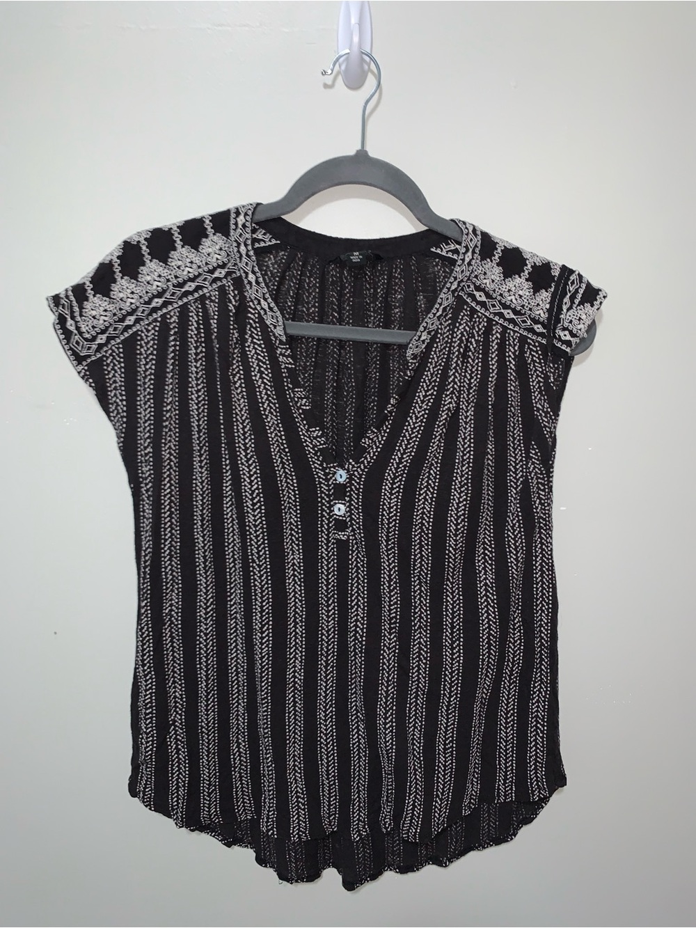 Lucky Brand Black & White Striped linen blend boho Top
